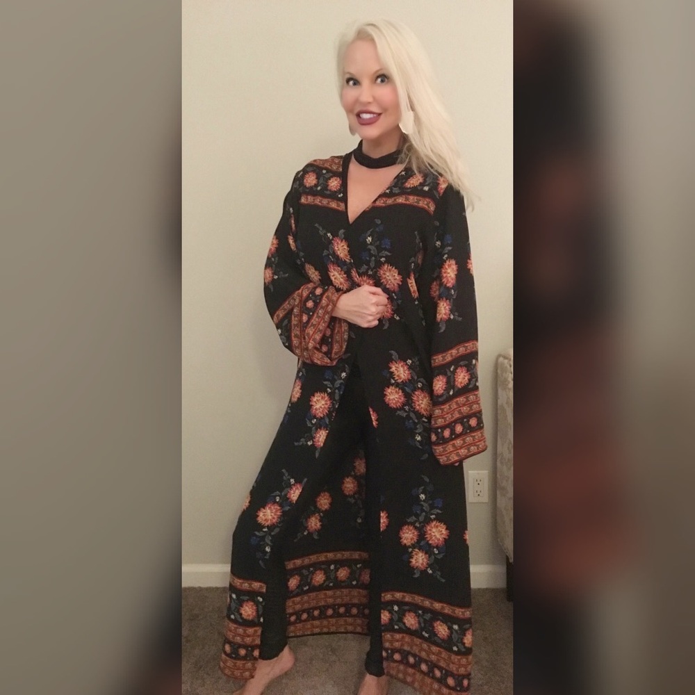 LAST 1! 💕Stunning Long Line Black Floral Kimono - Picture 5 of 8